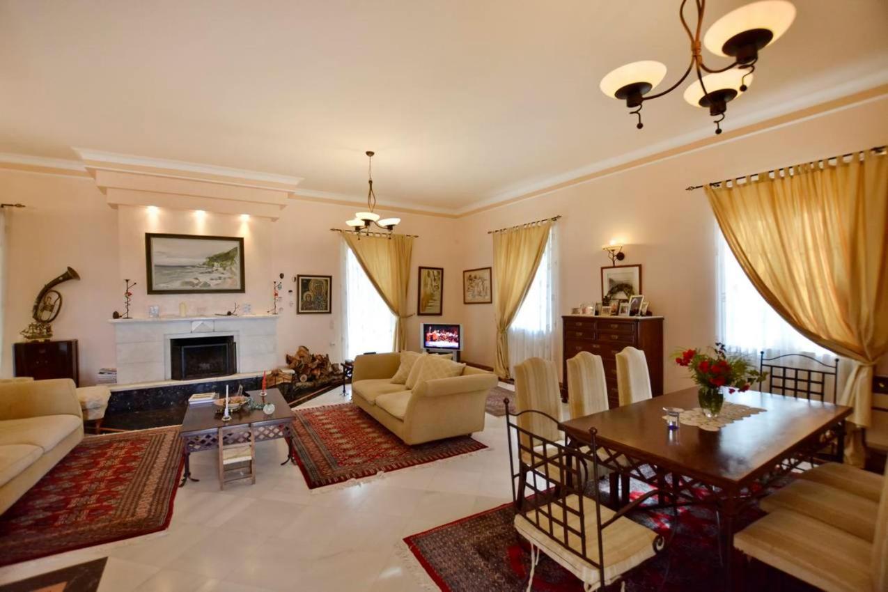 Durrell Corfu Strawberry-Pink Villa Perama  Ngoại thất bức ảnh